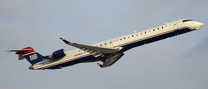 US Airways Canadair CL-600-2D24 Regional Jet N246LR, Phoenix Sky Harbor, December 24, 2015